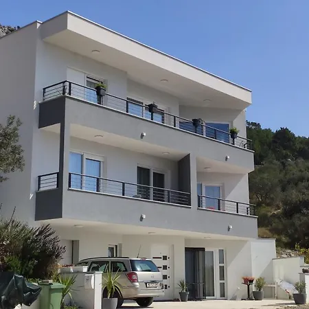 Luxury Pape Baška Voda