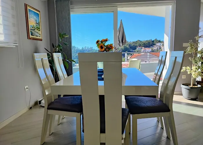 Luxury Pape Baška Voda